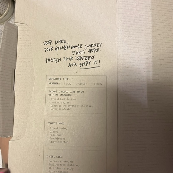 Brand New Golden Goose super-star sneakers - Picture 5 of 6